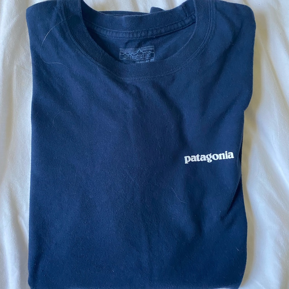 Navy short sleeve Patagonia mens tee shirt